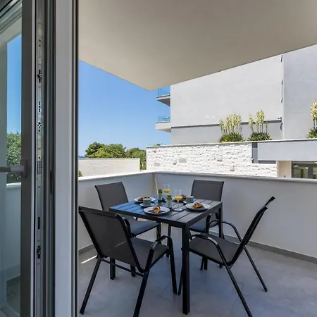 Carpe Diem Luxury Apartment